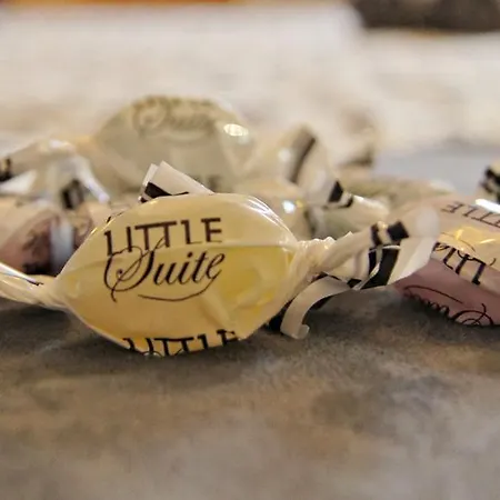 Little Suite - Lazare *